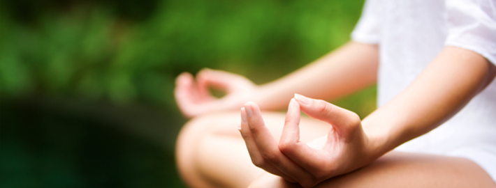 Yoga tilbydes som behandlingsform for stress