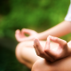 Yoga tilbydes som behandlingsform for stress
